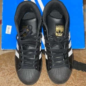 Adidas Pro Model sneakers